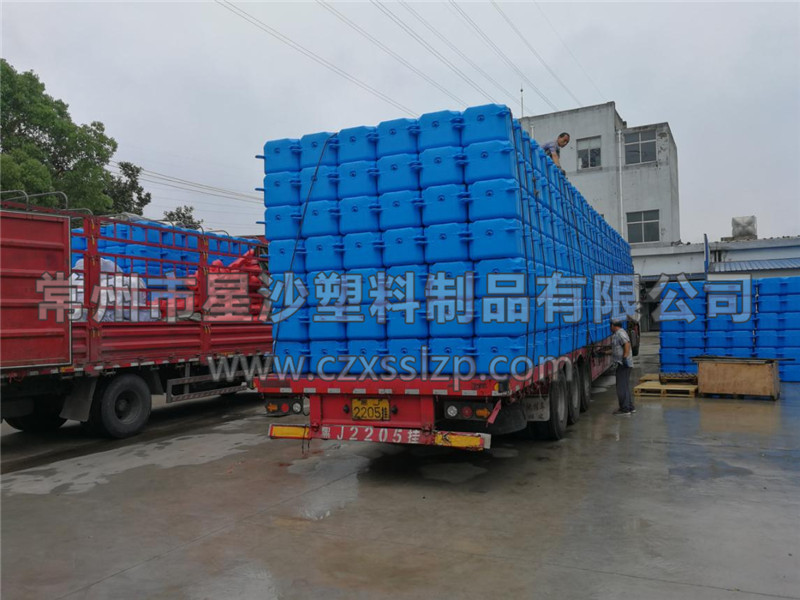 450平浮筒发往山东省滨州市应用于某水库码头浮桥工程12