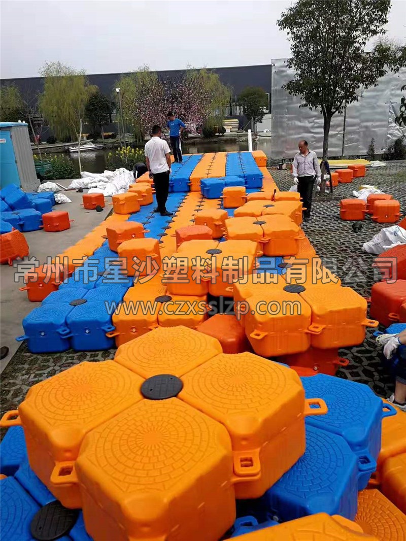 常州市星沙塑料制品有限公司客户案例-江苏兴化浮桥2