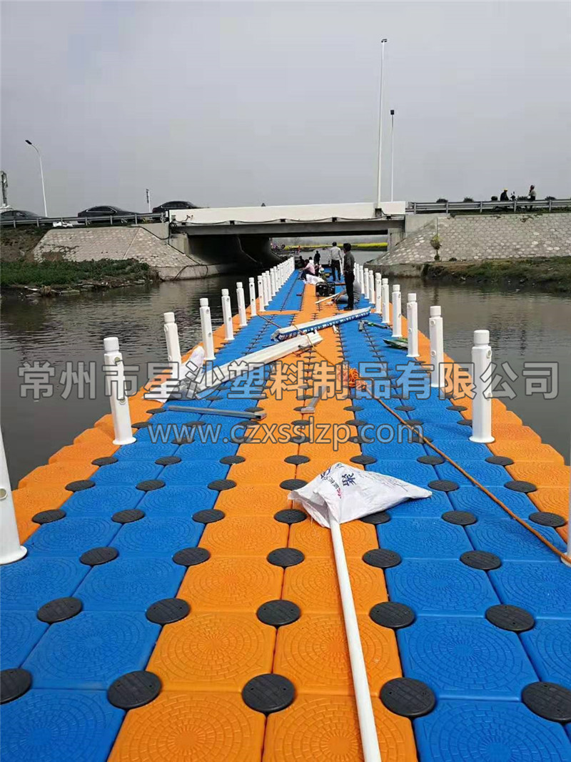 常州市星沙塑料制品有限公司客户案例-江苏兴化浮桥3