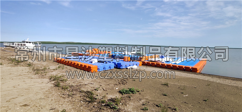 常州市星沙塑料制品有限公司客户案例-内蒙古乌兰浩特水上平台5