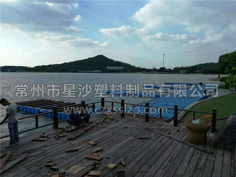 常州市星沙塑料制品有限公司客户案例-上海雕塑公园皮划艇码头3