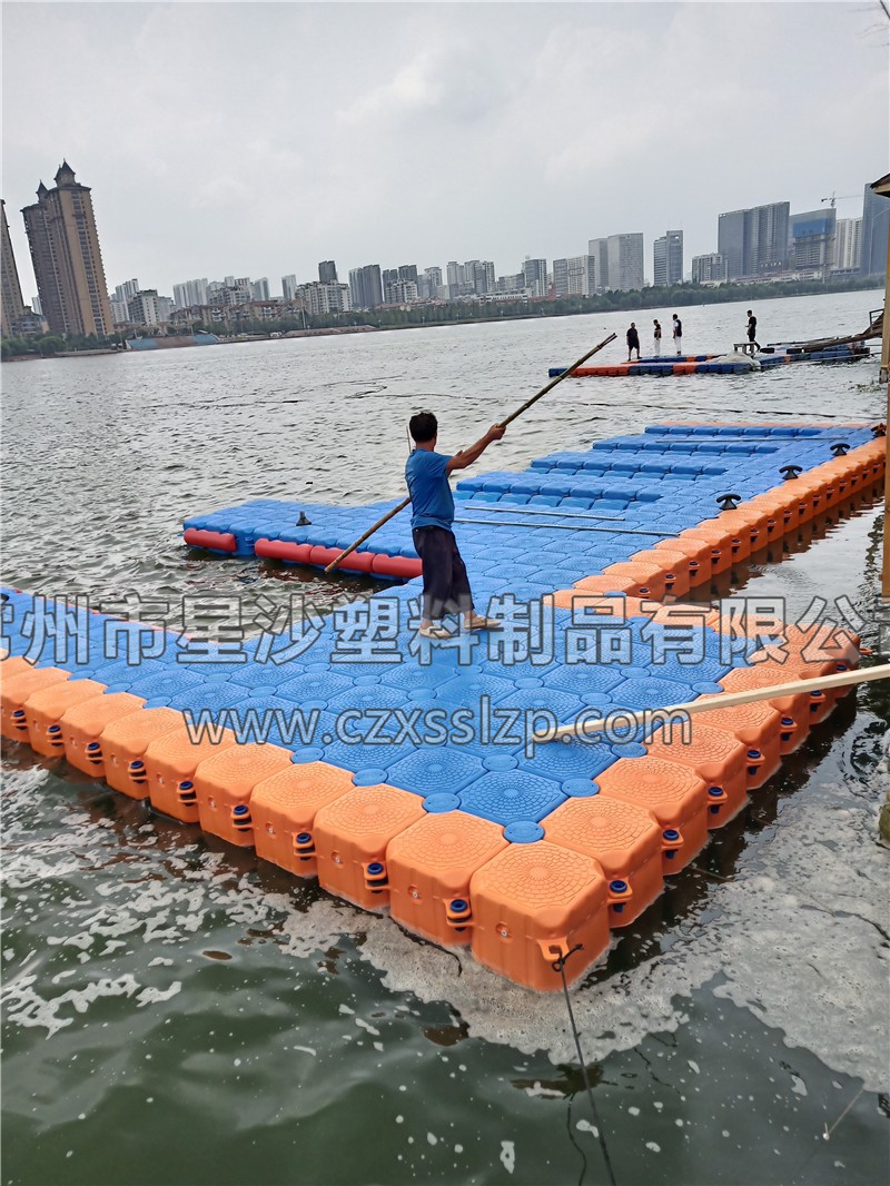 常州市星沙塑料制品有限公司客户案例-山东临沂摩托艇码头4