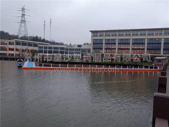 常州市星沙塑料制品有限公司客户案例-江苏南京水上平台浮桥2