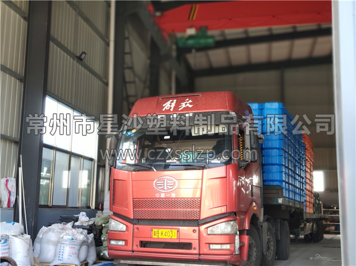 pe浮筒，pe系泊浮筒，u型摩托艇浮筒，u字型浮筒发货-常州市星沙塑料制品有限公司厂家17